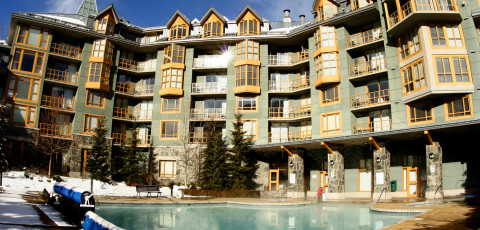 WHISTLER CASCADE LODGE image 5