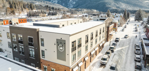 BASECAMP SUITES REVELSTOKE image 3