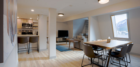 BASECAMP SUITES image 4