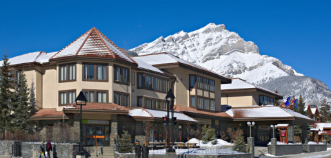 ELK & AVENUE HOTEL image 1