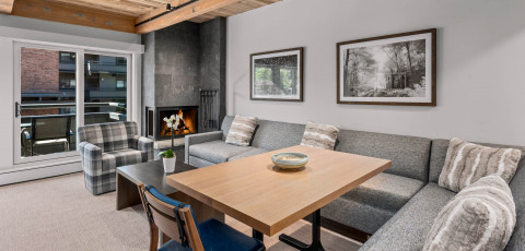 ASPEN SQUARE CONDOMINIUM HOTEL image 3